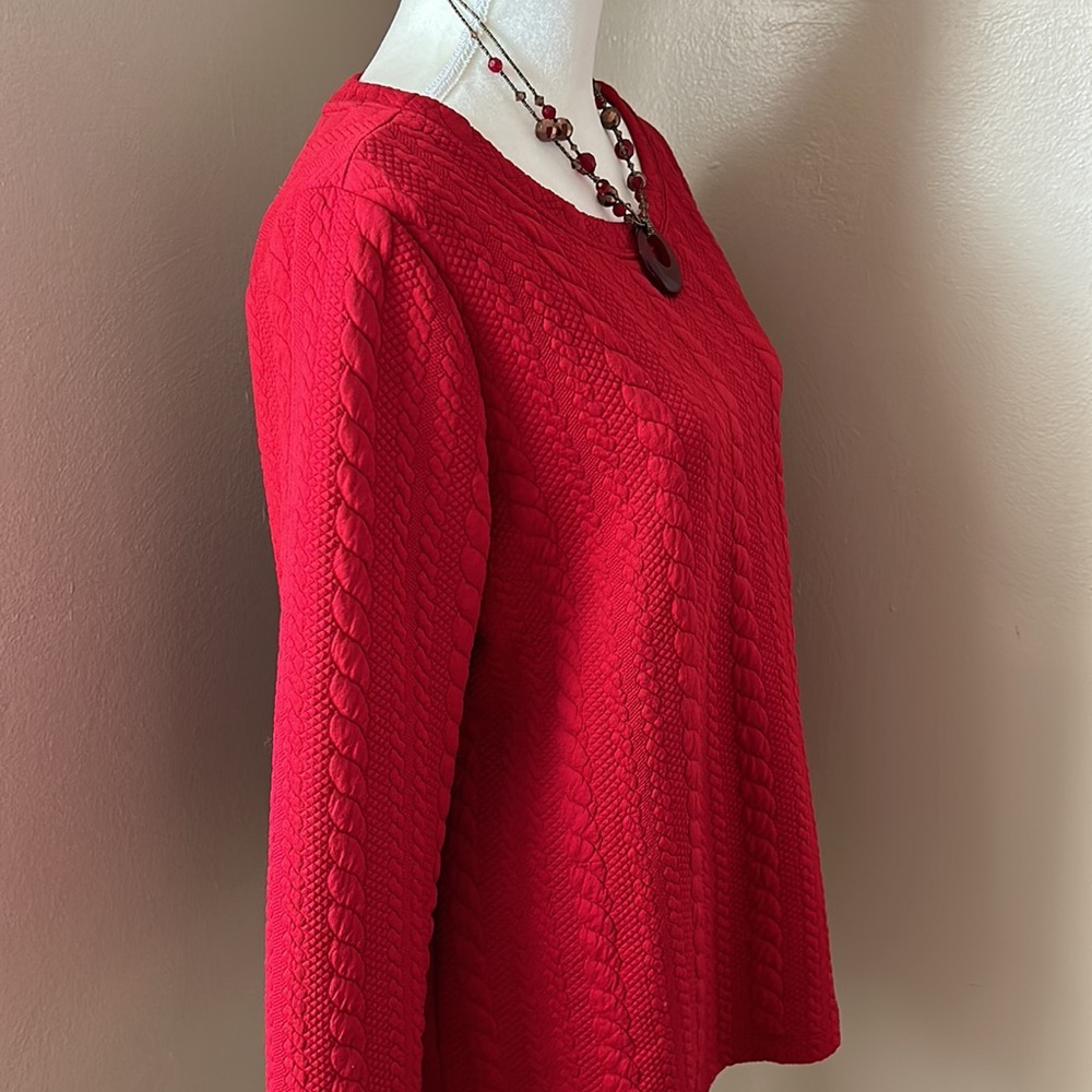 Talbots boat neck cable knit polyester long sleeve.  Size Large.